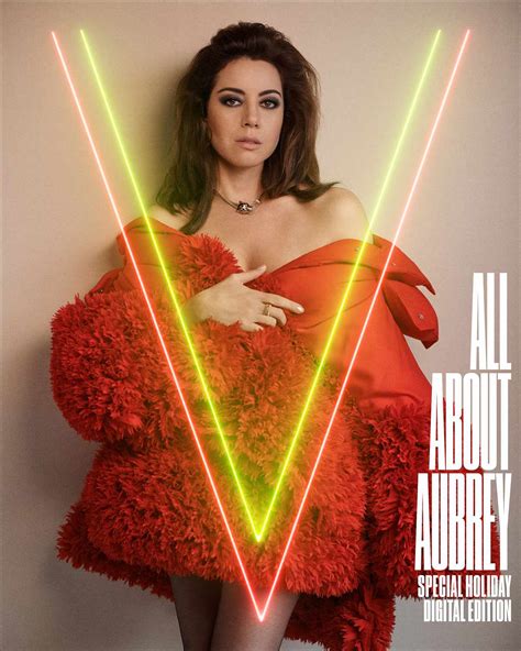 aubrey plaza tits|Aubrey Plaza Goes Braless, Wears Briefs in V Magazine Cover。